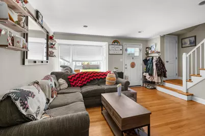5638 W Carmen Avenue, Chicago, IL 60630 - Photo 4