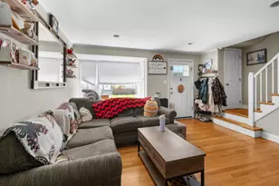5638 W Carmen Ave, Chicago, IL 60630 - Photo 4