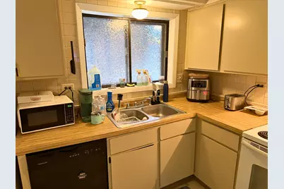 942 N Rohlwing Road #GF, Addison, IL 60101 - Photo 8