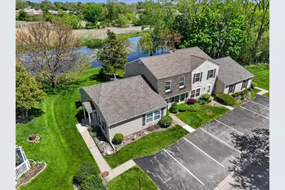 102 Bright Oaks Circle #102, Cary, IL 60013 - Photo 14