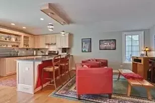 916 Driscoll Ct, Highland Park, IL 60035 - Photo 6
