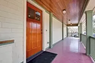 916 Driscoll Ct, Highland Park, IL 60035 - Photo 2