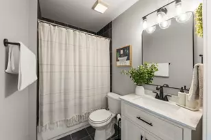 873 N Larrabee St, Chicago, IL 60610 - Photo 16