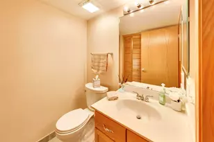 1327 Brown St, Des Plaines, IL 60016 - Photo 14