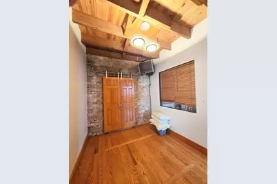1734 W Beach Avenue, Chicago, IL 60612 - Photo 20