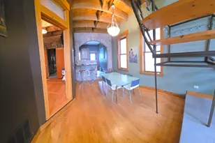 1734 W Beach Ave, Chicago, IL 60612 - Photo 34