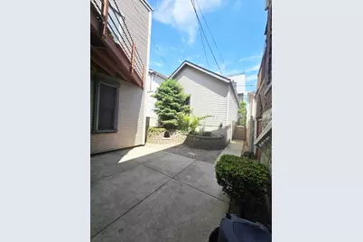 1734 W Beach Avenue, Chicago, IL 60612 - Photo 48