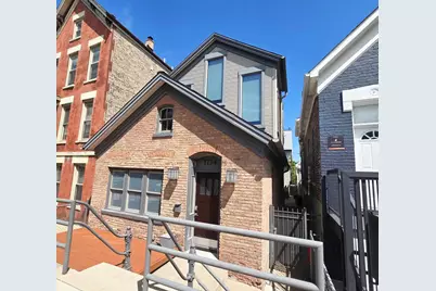 1734 W Beach Avenue, Chicago, IL 60612 - Photo 1