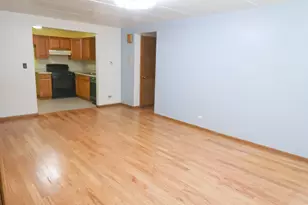 5241 N East River Rd, Chicago, IL 60656 - Photo 2