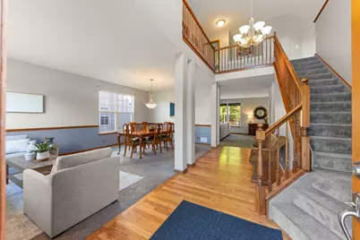3 E Ellington Court, South Elgin, IL 60177 - Photo 2