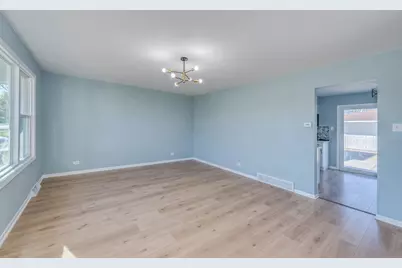 19116 Sherman Street, Lansing, IL 60438 - Photo 6