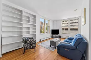 5555 N Sheridan Rd, Chicago, IL 60640 - Photo 4