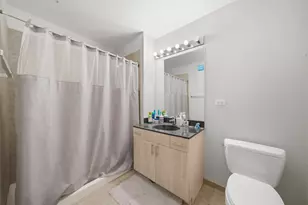 235 W Van Buren St, Chicago, IL 60607 - Photo 16