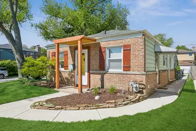 7900 Karlov Avenue, Skokie, IL 60076 - Photo 2
