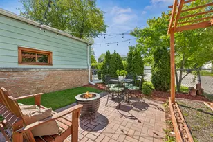 7900 Karlov Ave, Skokie, IL 60076 - Photo 16