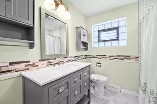 565 Oglesby Ave, Calumet City, IL 60409 - Photo 6