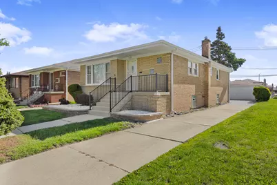 565 Oglesby Avenue, Calumet City, IL 60409 - Photo 2