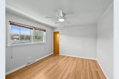 565 Oglesby Avenue, Calumet City, IL 60409 - Photo 8