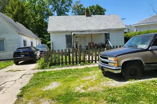 2105 S 15th St, Springfield, IL 62703 - Photo 1