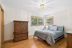 827 N Douglas Ave, Arlington Heights, IL 60004 - Photo 10