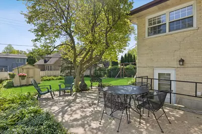 827 N Douglas Avenue, Arlington Heights, IL 60004 - Photo 16