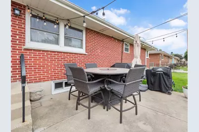 690 W Willow Glen, Addison, IL 60101 - Photo 24