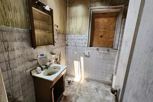 7952 S Langley Ave, Chicago, IL 60619 - Photo 12