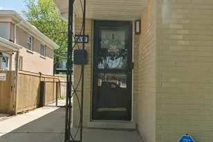 9517 Lavergne Ave, Skokie, IL 60077 - Photo 2