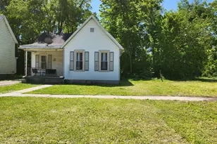 1706 E Edwards St, Springfield, IL 62703 - Photo 1