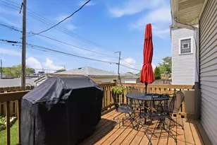 5320 N Lovejoy Ave, Chicago, IL 60630 - Photo 30