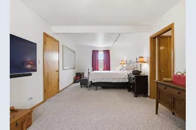 5320 N Lovejoy Avenue, Chicago, IL 60630 - Photo 16