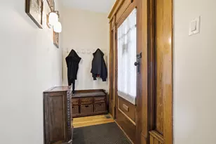5320 N Lovejoy Ave, Chicago, IL 60630 - Photo 4
