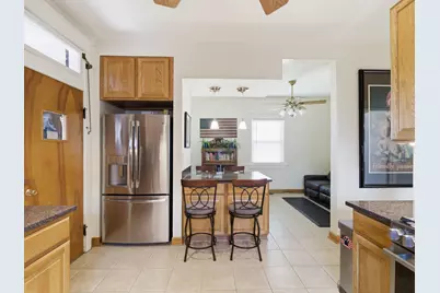 5320 N Lovejoy Avenue, Chicago, IL 60630 - Photo 14