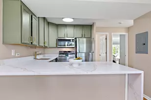 5803 Oakwood Dr, Lisle, IL 60532 - Photo 12