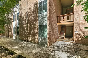 5803 Oakwood Dr, Lisle, IL 60532 - Photo 2