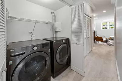 932 W Barry Avenue #1, Chicago, IL 60657 - Photo 36