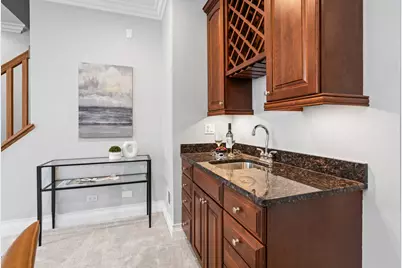 932 W Barry Avenue #1, Chicago, IL 60657 - Photo 26