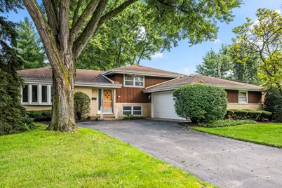1706 E Euclid Avenue, Arlington Heights, IL 60004 - Photo 1