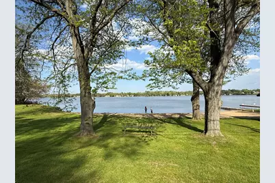 8712 Coral Road, Wonder Lake, IL 60097 - Photo 20