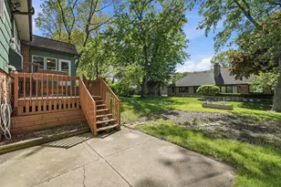 10S324 E Hampshire Ln, Willowbrook, IL 60527 - Photo 34