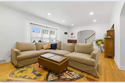 1423 Kirk Street, Evanston, IL 60202 - Photo 4