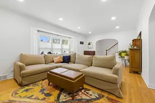 1423 Kirk St, Evanston, IL 60202 - Photo 4