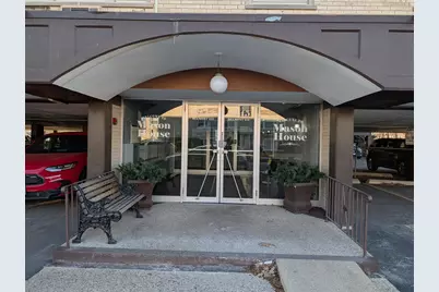 8245 W Belmont Avenue #4L, River Grove, IL 60171 - Photo 2
