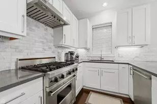 2946 N Sheffield Ave, Chicago, IL 60657 - Photo 10