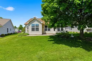 11832 Kensington Dr, Huntley, IL 60142 - Photo 26