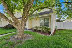 2311 Galen Dr, Champaign, IL 61821 - Photo 2