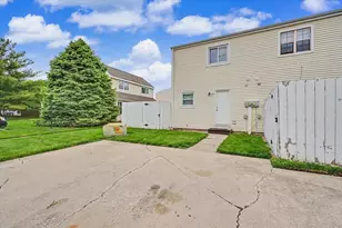 2311 Galen Dr, Champaign, IL 61821 - Photo 24