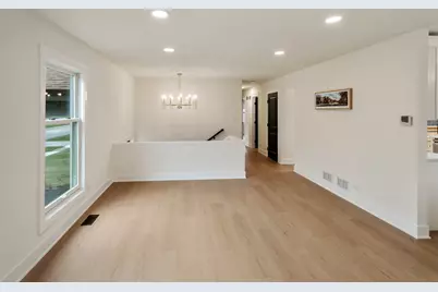 212 S River Road, Naperville, IL 60540 - Photo 12
