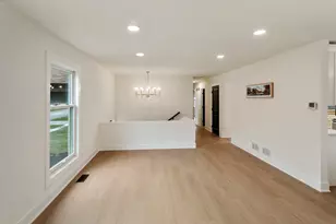 212 S River Rd, Naperville, IL 60540 - Photo 12