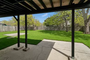 212 S River Rd, Naperville, IL 60540 - Photo 4